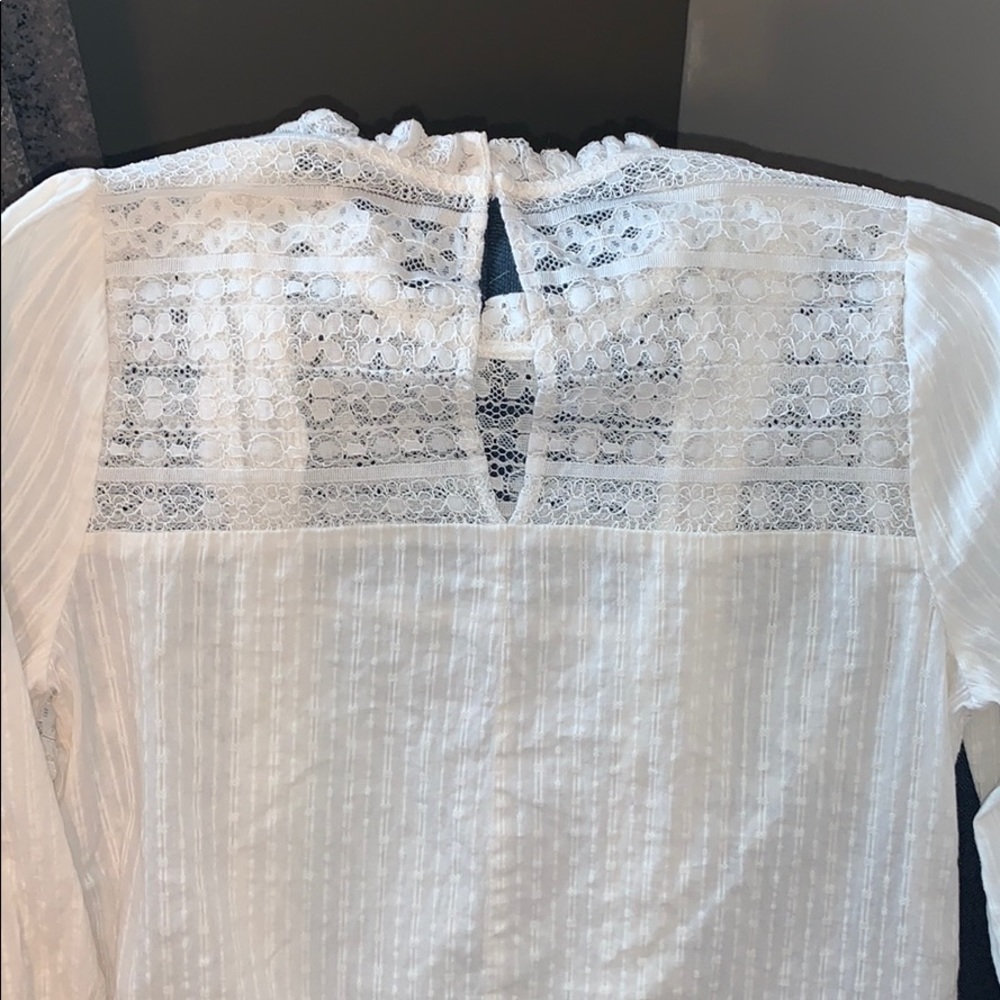 Ivory lace top - Picture 5 of 6